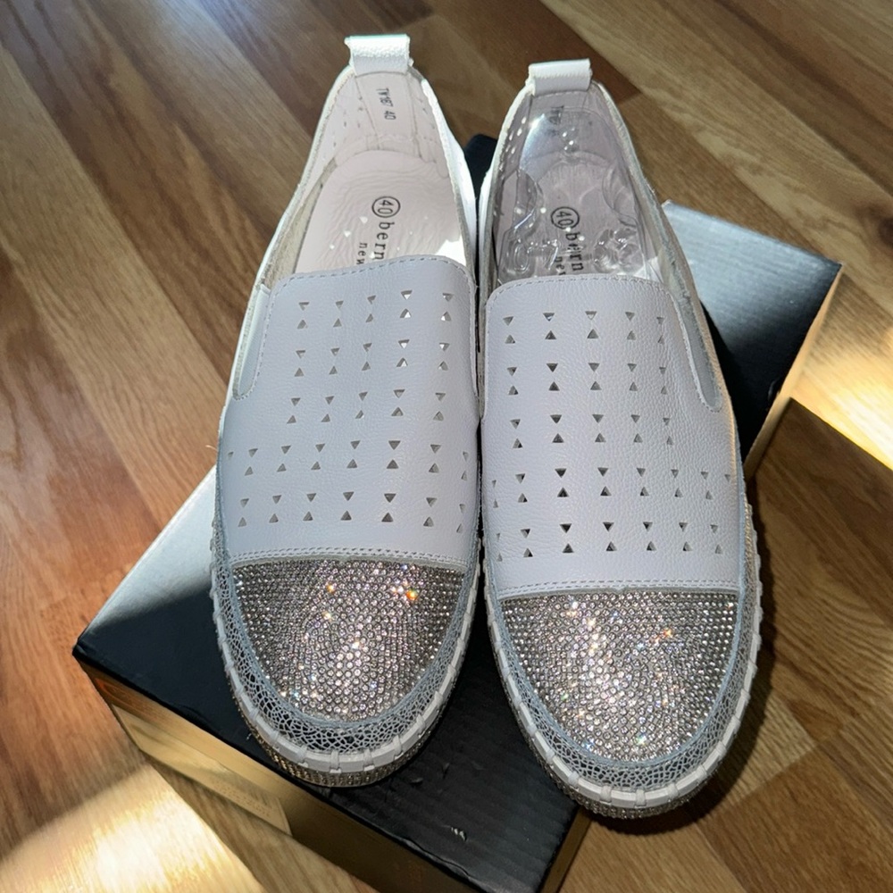 Bernie Mev. Sneakers